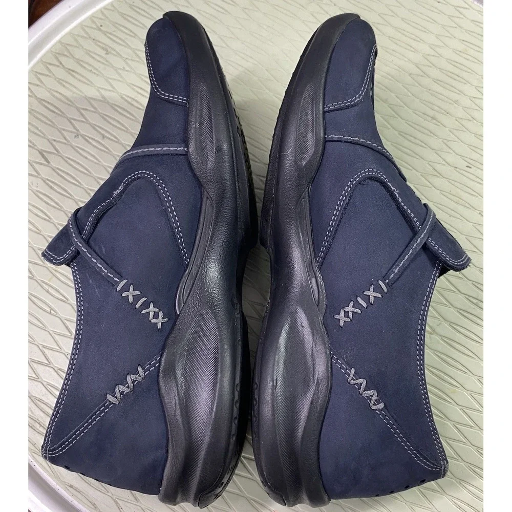 Clarks Wave Womens Suede Leather Slip-on Loafers Comfort Shoes Navy Blue Sz.7 M‎